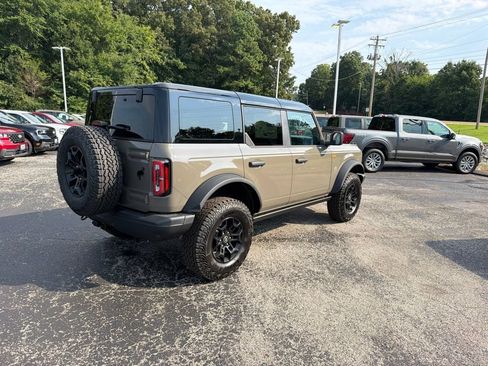 New 2026 Ford Bronco Badlands AWD/4WD image 3
