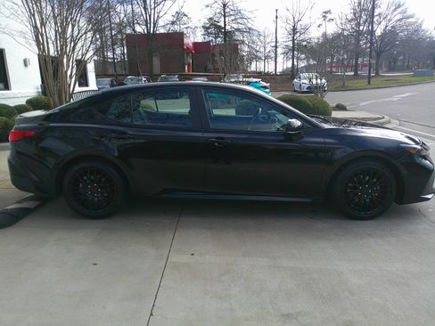 Used 2025 Toyota Camry LE image 13