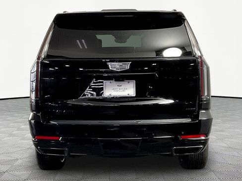 New 2026 Cadillac Escalade Platinum Sport AWD/4WD image 7