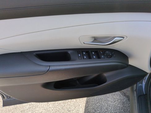 New 2026 Hyundai Tucson Blue SE image 14