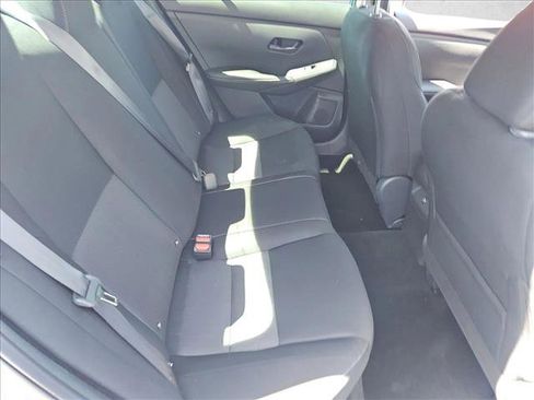 Used 2024 Nissan Sentra SV FWD image 24