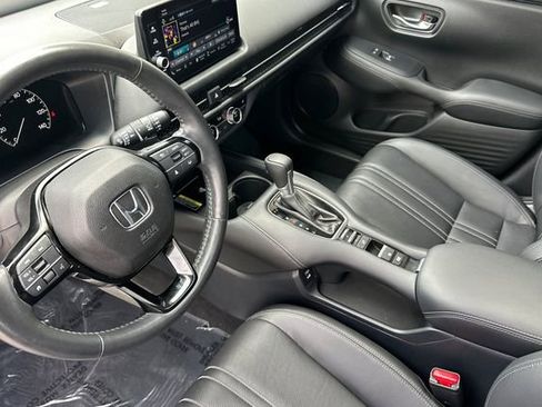 Certified 2024 Honda HR-V EX-L image 10