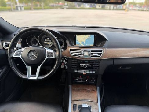Used 2014 Mercedes-Benz E 350 4MATIC Sedan w/ Premium 1 Package image 25
