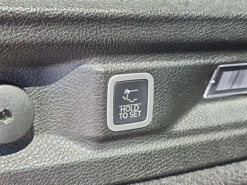 Used 2021 Jeep Grand Cherokee L Overland w/ Quick Order Package 25N AWD/4WD image 9