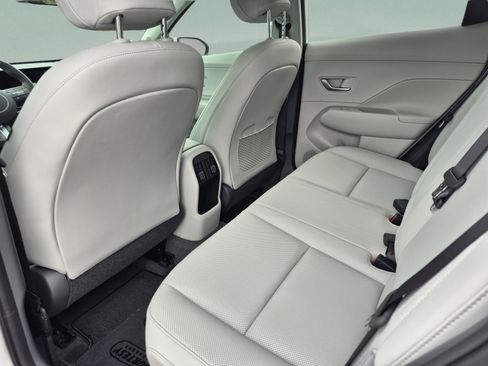 New 2026 Hyundai Kona Limited FWD image 16