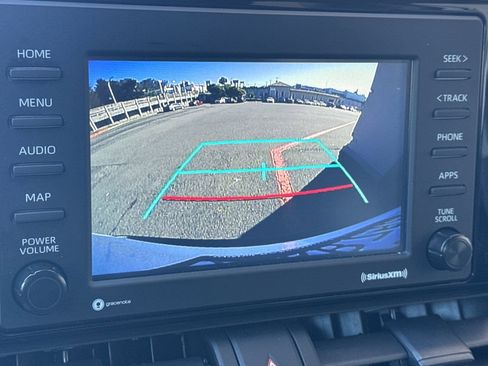 Used 2022 Toyota RAV4 XLE image 20