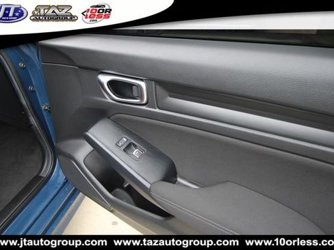 Used 2025 Honda Civic Sport image 16
