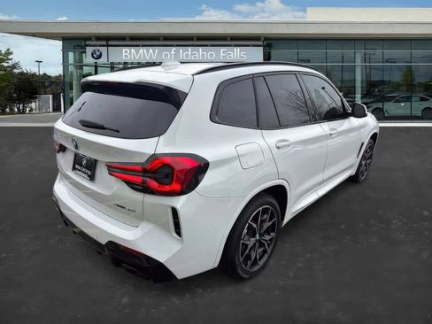 Certified 2024 BMW X3 xDrive30i w/ Premium Package image 9
