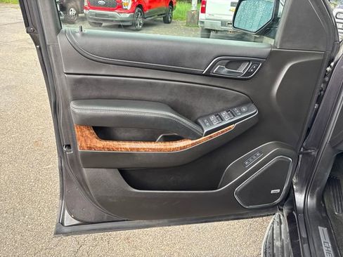 Used 2017 Chevrolet Tahoe Premier AWD/4WD image 7