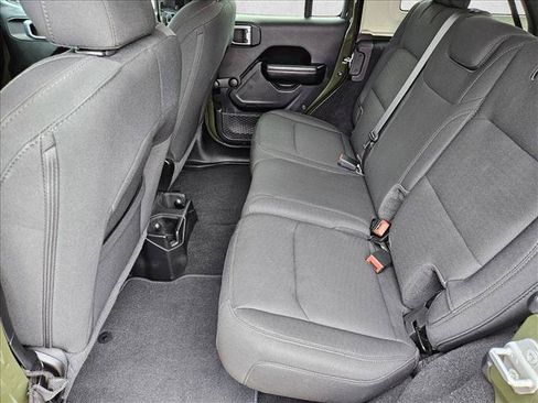 Used 2021 Jeep Wrangler Unlimited Sport AWD/4WD image 16