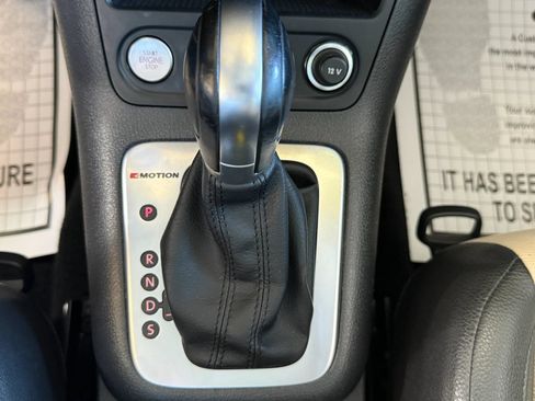 Used 2017 Volkswagen Tiguan S AWD/4WD image 22