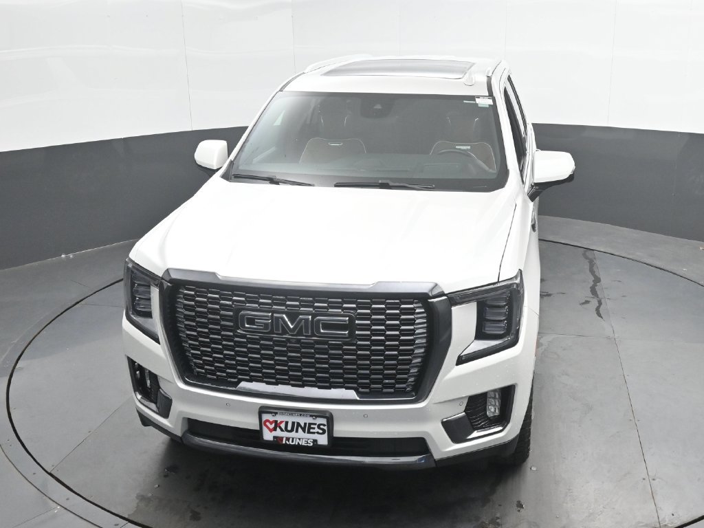 Used 2023 GMC Yukon Denali Ultimate AWD/4WD image 36