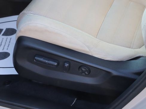 Used 2017 Honda CR-V EX image 15