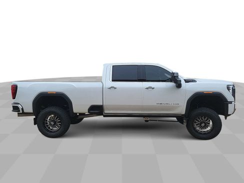 Certified 2024 GMC Sierra 2500 Denali Ultimate w/ Max Trailering Package AWD/4WD image 9