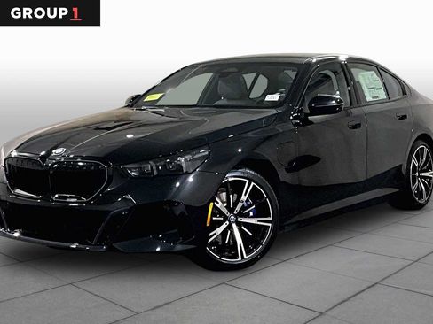 New 2027 BMW 550e xDrive w/ Premium Package AWD/4WD image 1