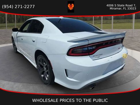 Used 2019 Dodge Charger GT RWD image 4