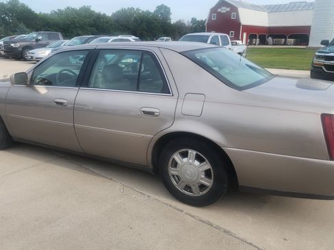 Used 2001 Cadillac De Ville w/ Comfort/Convenience Pkg FWD image 6