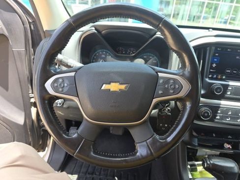 Used 2019 Chevrolet Colorado LT w/ LT Convenience Package RWD image 14
