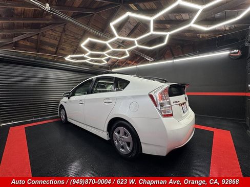 Used 2010 Toyota Prius Five FWD image 4