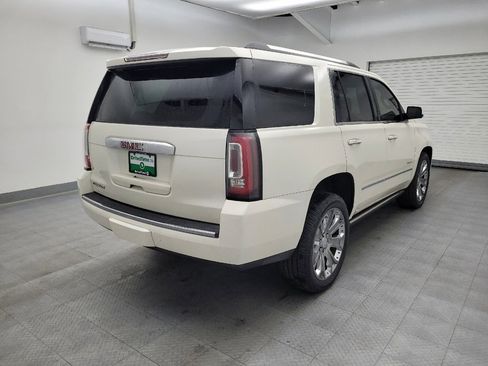 Used 2015 GMC Yukon Denali w/ Premium Package image 9
