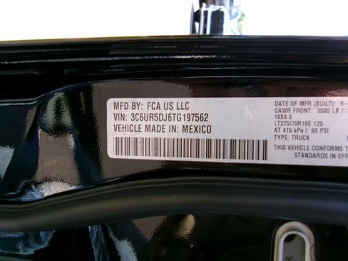 Certified 2026 RAM 2500 Big Horn AWD/4WD image 17
