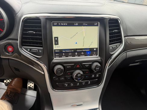 Used 2018 Jeep Grand Cherokee SRT AWD/4WD image 29