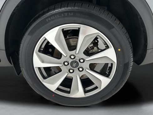 Used 2025 Ford Escape Platinum AWD/4WD image 8