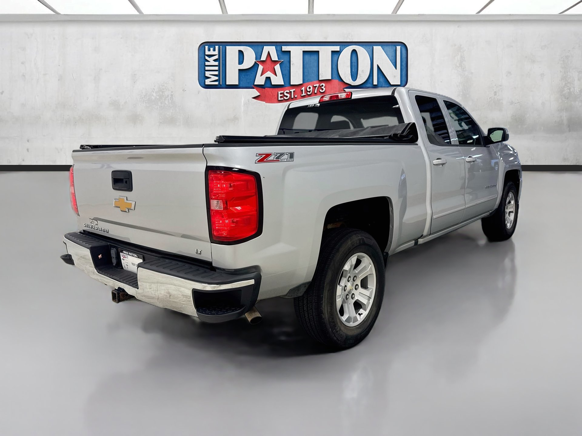 Used 2017 Chevrolet Silverado 1500 LT w/ All Star Edition AWD/4WD image 7