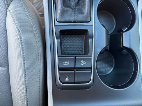 Used 2017 Hyundai Tucson Sport image 33