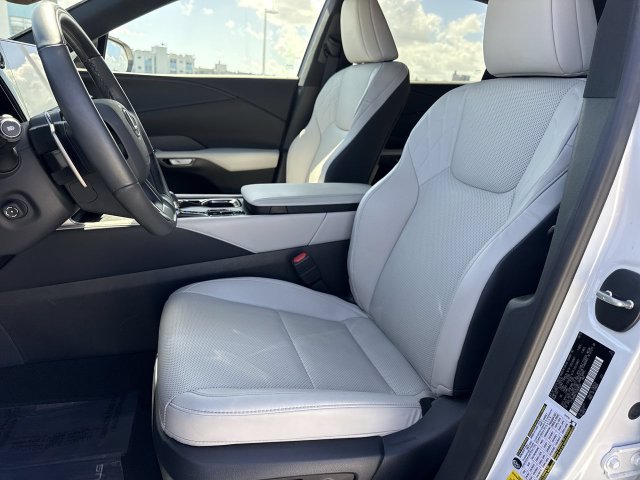 Used 2025 Lexus RX 350 Premium w/ Accessory Package (K3) FWD image 11