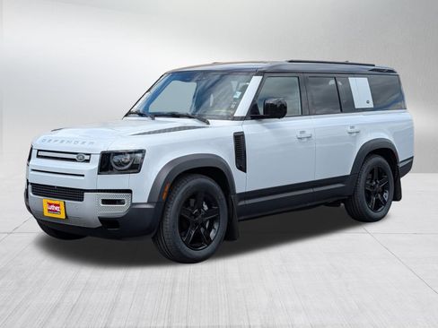 Used 2023 Land Rover Defender 130 SE AWD/4WD image 3