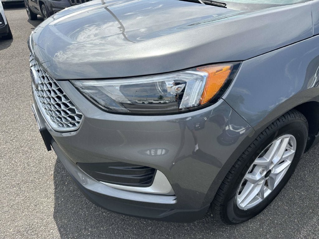 Used 2024 Ford Edge SEL AWD/4WD image 8