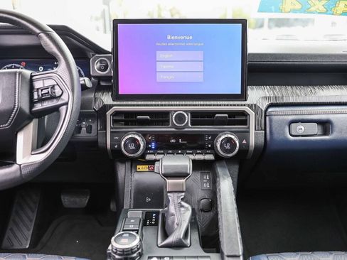 Certified 2025 Toyota 4Runner Platinum AWD/4WD image 3