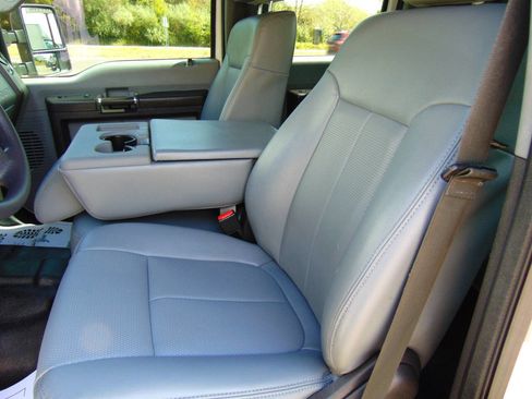 Used 2015 Ford F350 XL w/ Power Equipment Group image 27