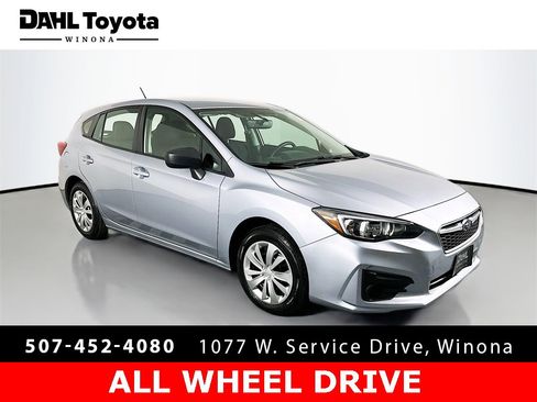 Used 2017 Subaru Impreza 2.0i image 1