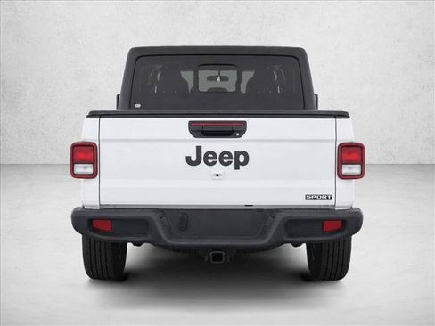 Used 2021 Jeep Gladiator Sport AWD/4WD image 6
