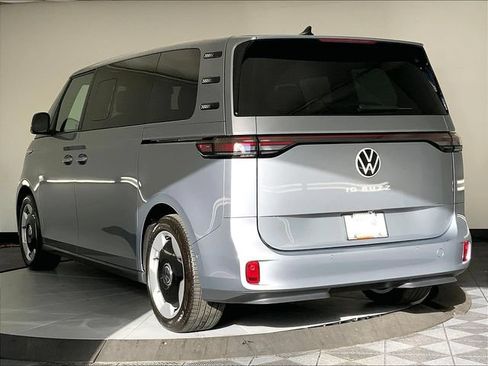 New 2025 Volkswagen ID. Buzz Pro S RWD image 3