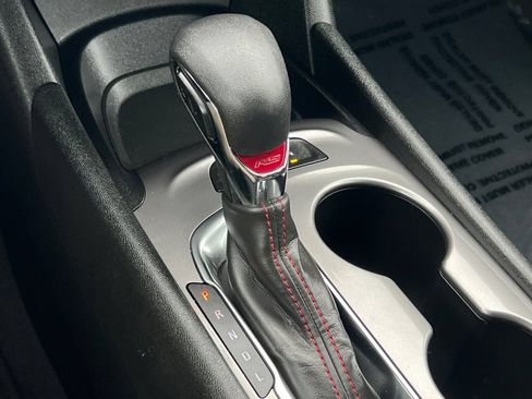 Used 2024 Chevrolet Malibu RS FWD image 22