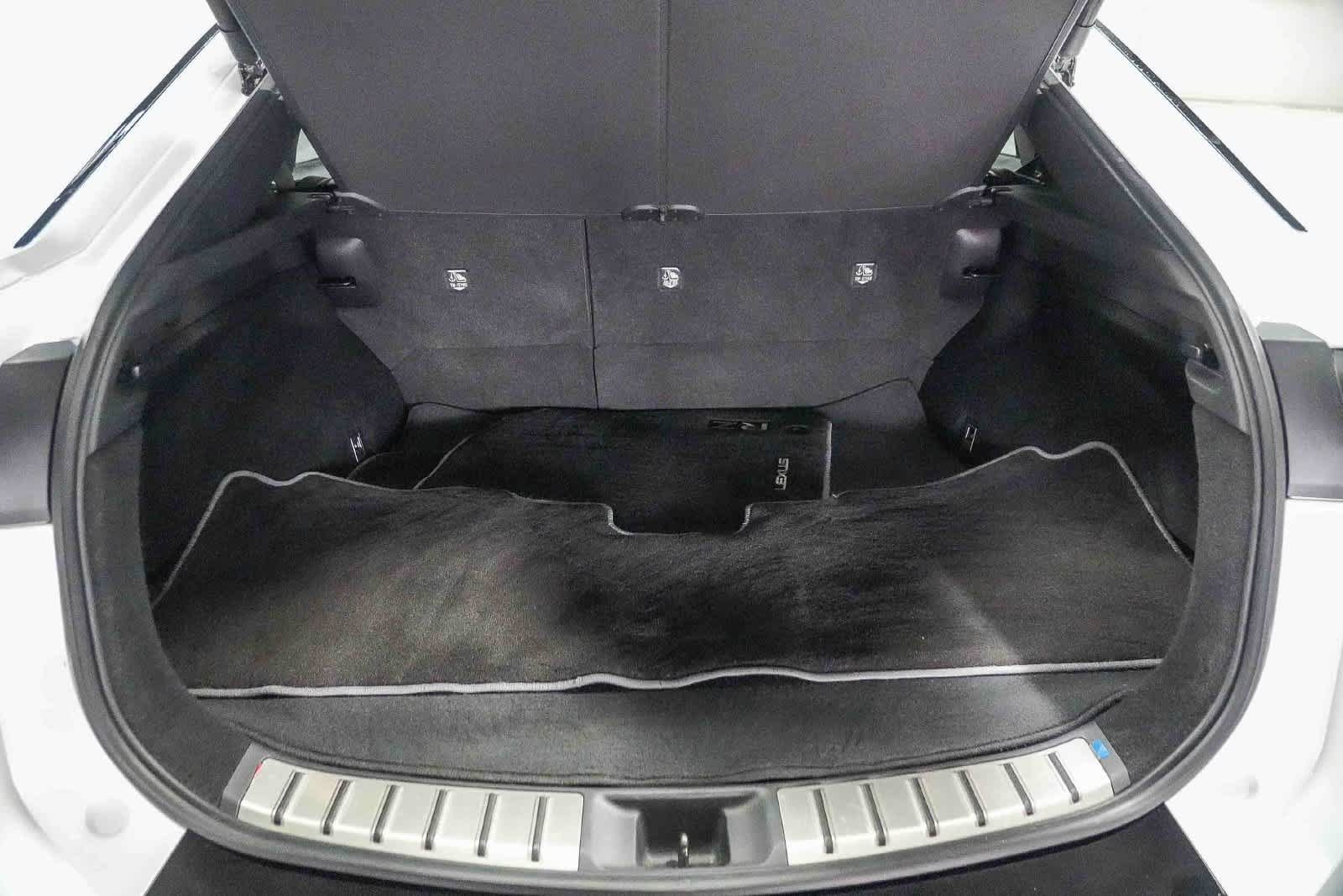 Used 2023 Lexus RZ 450e Premium w/ Technology Package AWD/4WD image 28