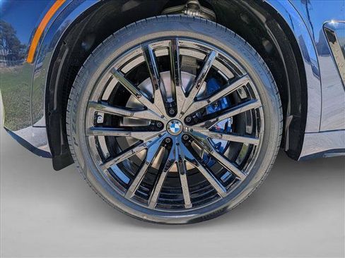 New 2026 BMW X5 M60i image 10