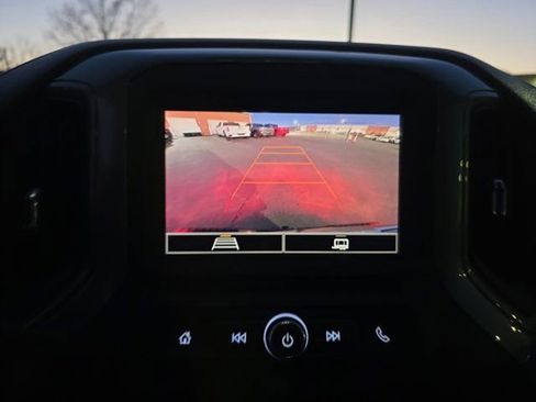 Used 2023 Chevrolet Silverado 1500 Custom image 19