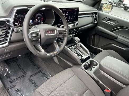 Used 2025 GMC Canyon Elevation w/ Convenience Package image 11