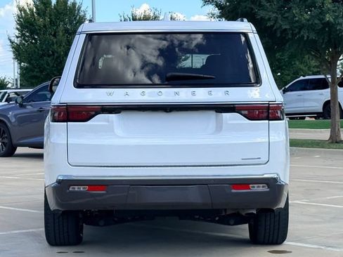 Used 2022 Jeep Wagoneer Series I w/ Convenience Group I RWD image 10