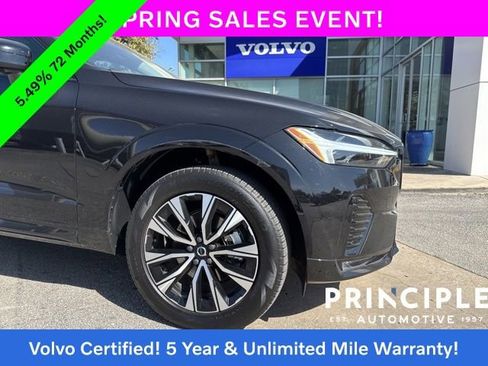 Certified 2025 Volvo XC60 B5 Core image 13