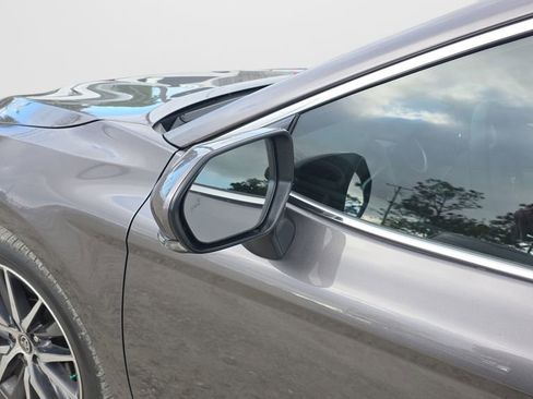 Used 2024 Toyota Camry XLE FWD image 27