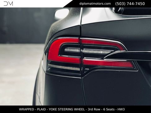 Used 2022 Tesla Model X Plaid AWD/4WD image 15