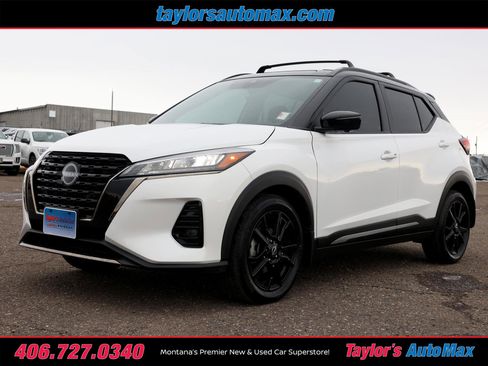 Used 2024 Nissan Kicks SR w/ Interior Electronics Package image 32