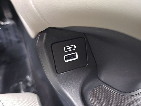 Used 2023 Honda HR-V LX image 29