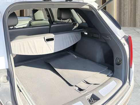 Used 2024 Cadillac XT5 Premium Luxury image 63