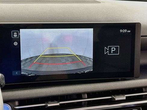 Used 2025 Hyundai Tucson SEL FWD image 17